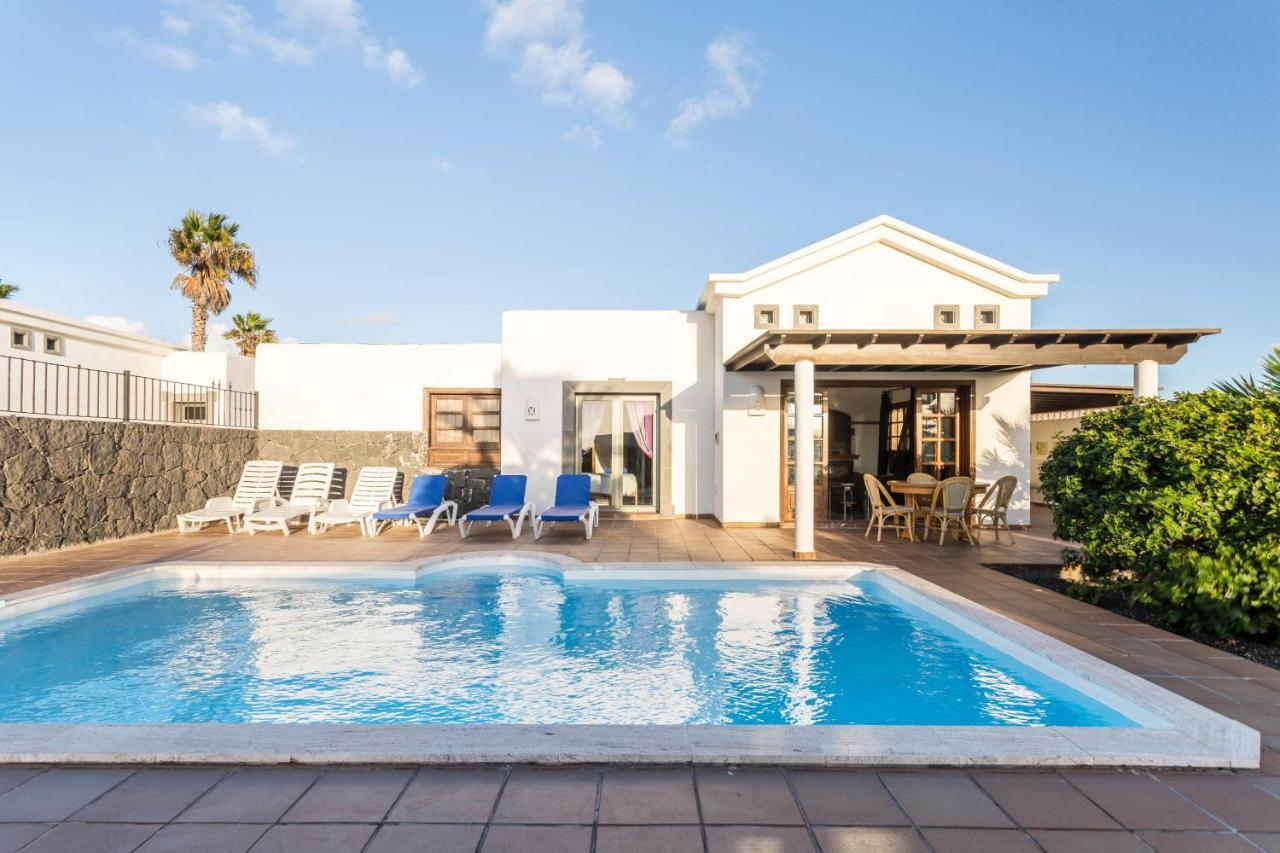 Villa Tania Playa Blanca  Buitenkant foto