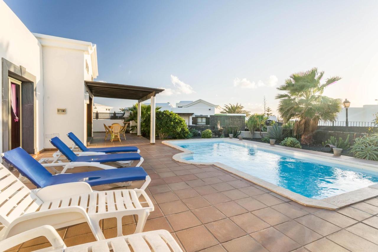 Villa Tania Playa Blanca  Buitenkant foto