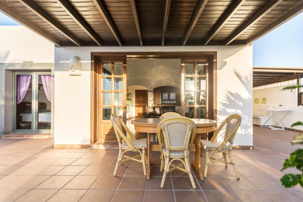 Villa Tania Playa Blanca  Buitenkant foto